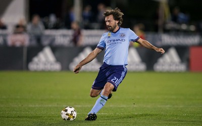 亚投国际快讯-三笘薰冷静施射破门