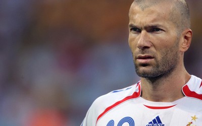 亚投国际独家-佩里西奇训练中完成大四喜